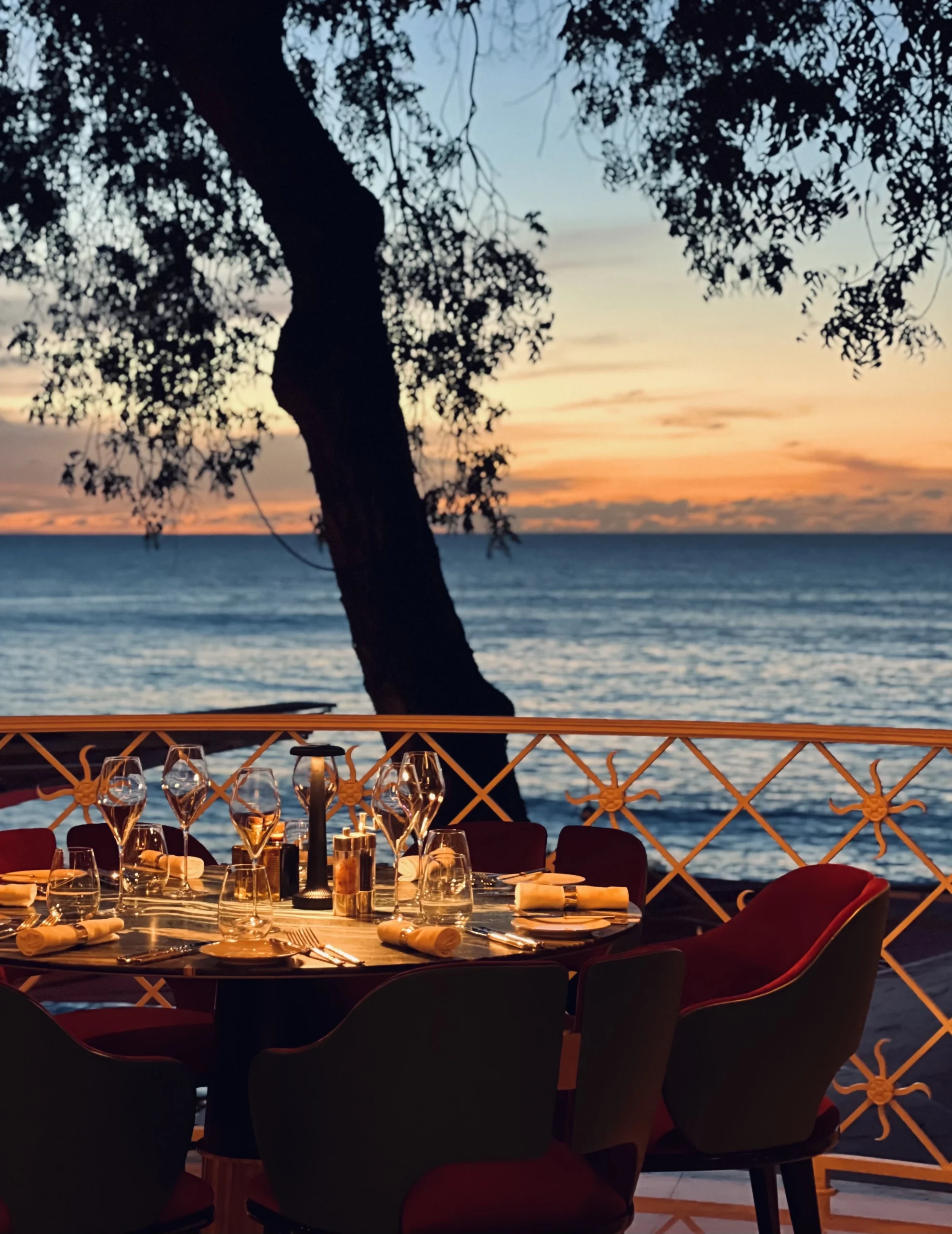 sunset ocean dining